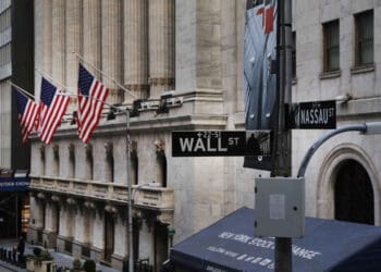 Zdroj: Bloomberg